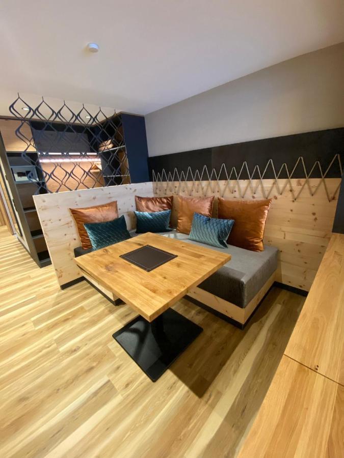 Hotel Tirol Ischgl Esterno foto