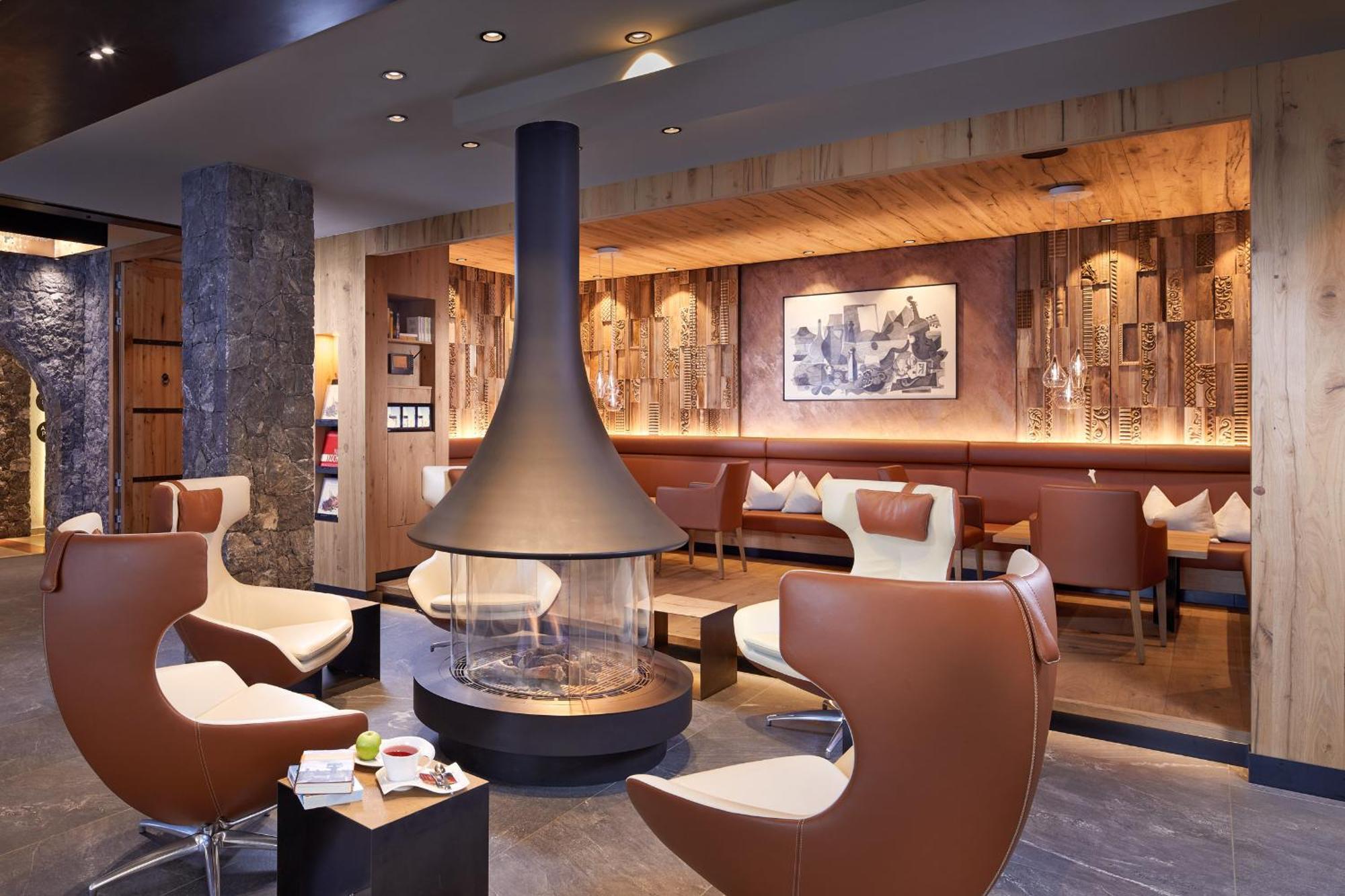 Hotel Tirol Ischgl Esterno foto